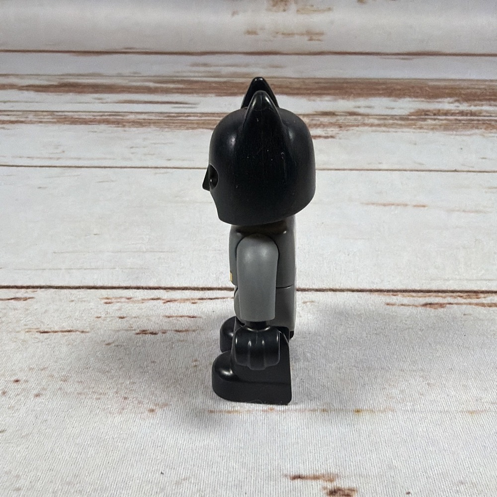 LEGO Duplo Batman Minifigure Black Suit Yellow Utility Belt DC Comics Figure - Picture 2 of 4